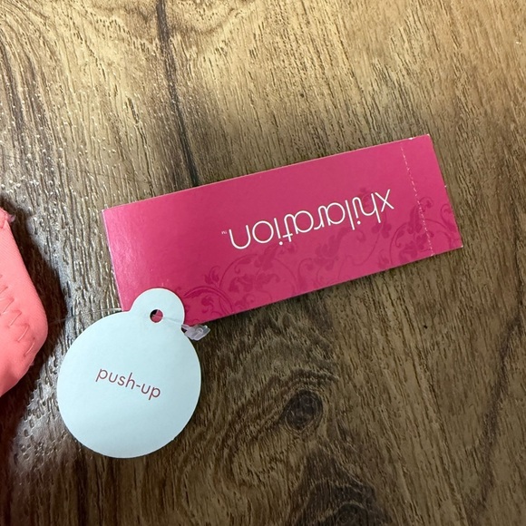 Xhilaration Orange-ish Pink Crochet Bikini Top - Picture 4 of 7